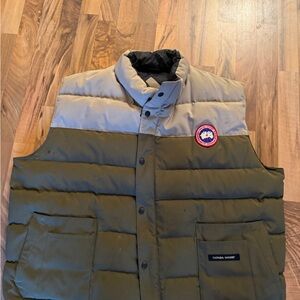 Canada Goose Men's Two-Tone Puffer Vest